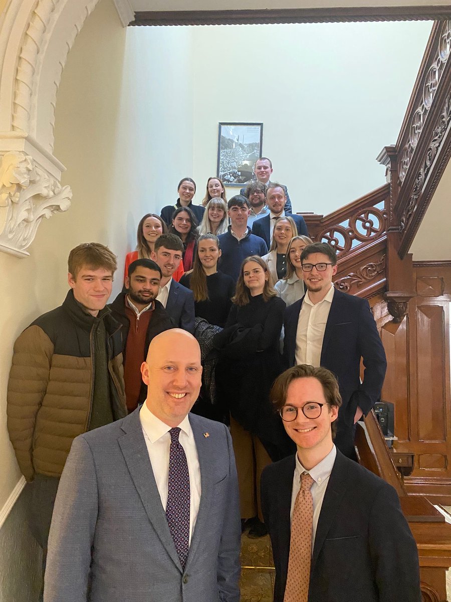 pivotalpolicy's tweet photo. We were delighted to meet with @USAinNI Consul General James Applegate today with our current PLDP cohort and Alumni for a wide-ranging discussion about diplomacy in a changing world, US-NI relations, and much more. https://t.co/4cH9D3SfaA