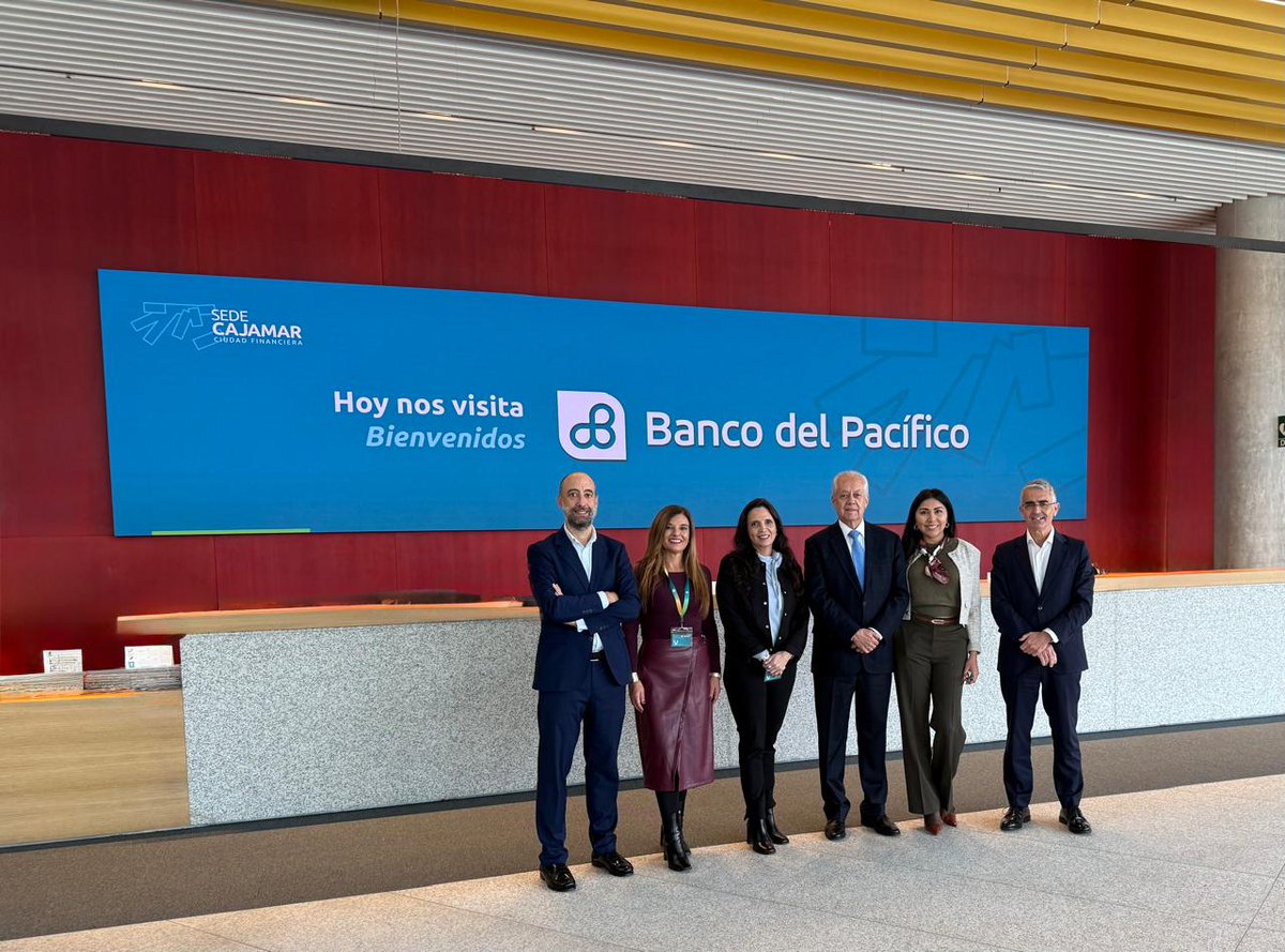 BancoPacificoEC's tweet photo. Fortalecemos nuestra visión internacional.
Una delegación de Banco del Pacífico, liderada por nuestro presidente Iván Andrade, visitó al Grupo Cajamar en España para conocer su modelo agroalimentario con enfoque en innovación y sostenibilidad.
Impulsamos el desarrollo productivo. https://t.co/tLskrSGiXv