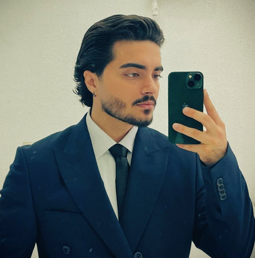 🇮🇷 حیله گر tweet media