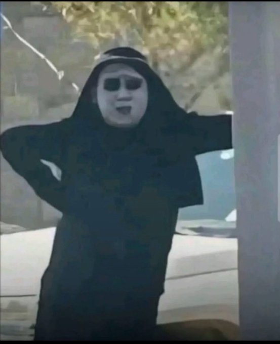 Omo i dey hear say simi is wanted in the US Embassy, which problem dis girl go put herself liddis #simidas