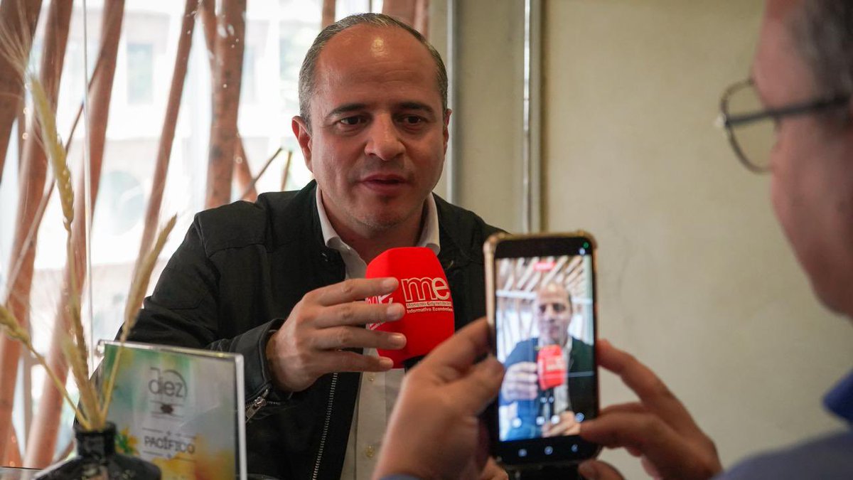 Juan_EspinalR's tweet photo. #NoParamos 

Entrevista sobre el proyecto de Ley que busca crear la Agencia Nacional de Seguridad Nuclear, gran apuesta de país. 

@rednuclearcol @CamiloPrietoVal 🇨🇴🇨🇴🇨🇴 https://t.co/Fzt4TG0QuD