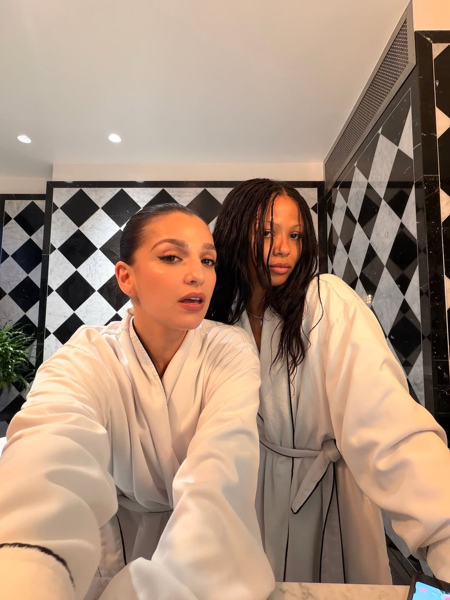 Pop Base tweet media