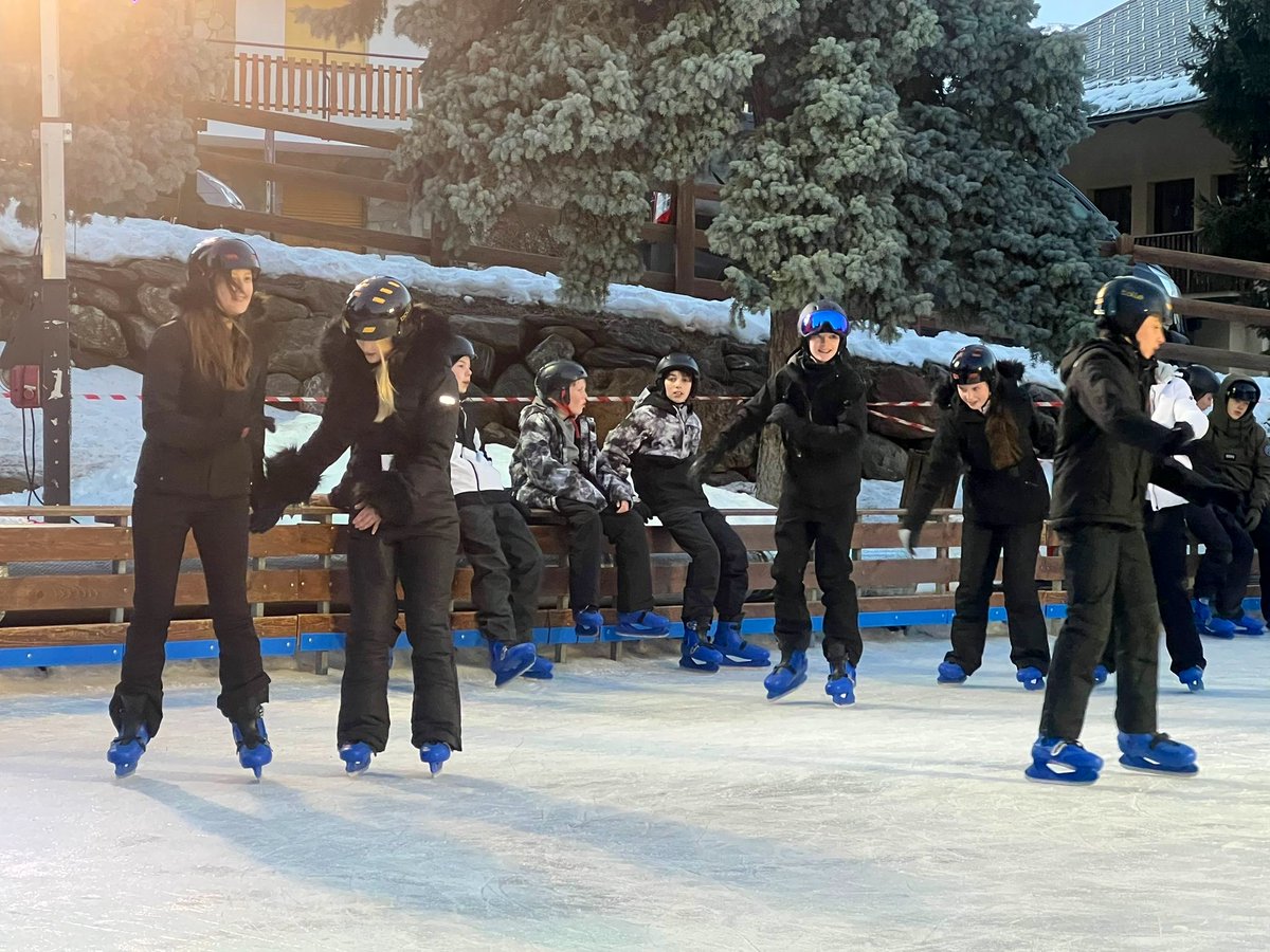 STMComprehensive tweet media