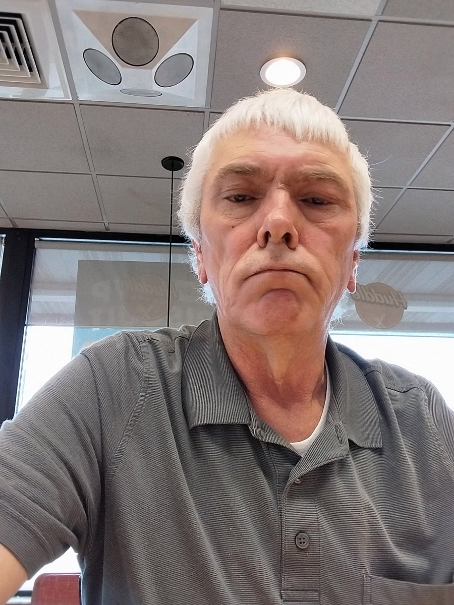 Tim Hollingsworth tweet media