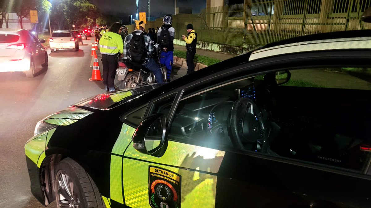 detrandfoficial's tweet image. Sossego flagra 17 motociclistas não habilitados e um alcoolizado. Flagrantes foram realizados durante #OperaçãoSossego na noite desta terça-feira (24), que registrou diversas outras irregularidades sobre duas rodas. 🏍️🚨#DetranDF
Veja mais em: detran.df.gov.br/w/detran-df-fl…