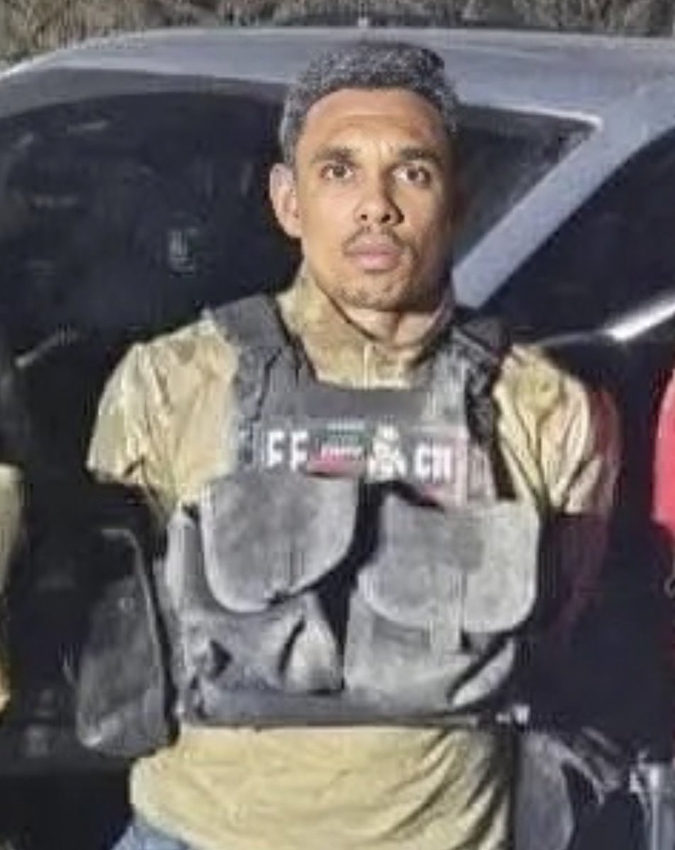 Is that… who i think it is😭😭😭