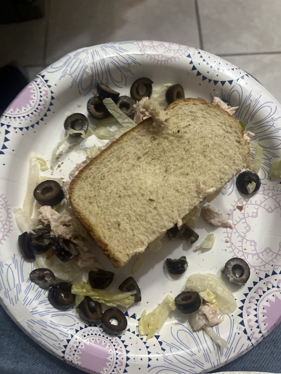 Lynette 💙 🍉 tweet media