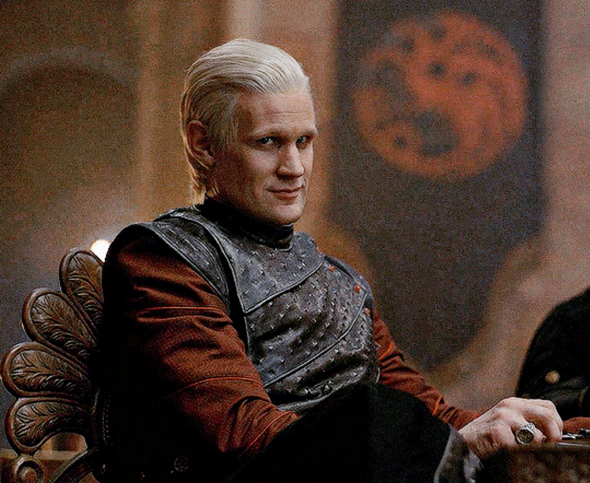 going insane over the fact that he looks like the absolute perfect mix of daemyra