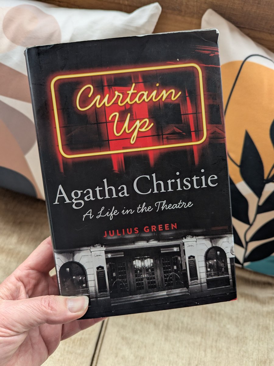 Collecting Agatha Christie tweet media