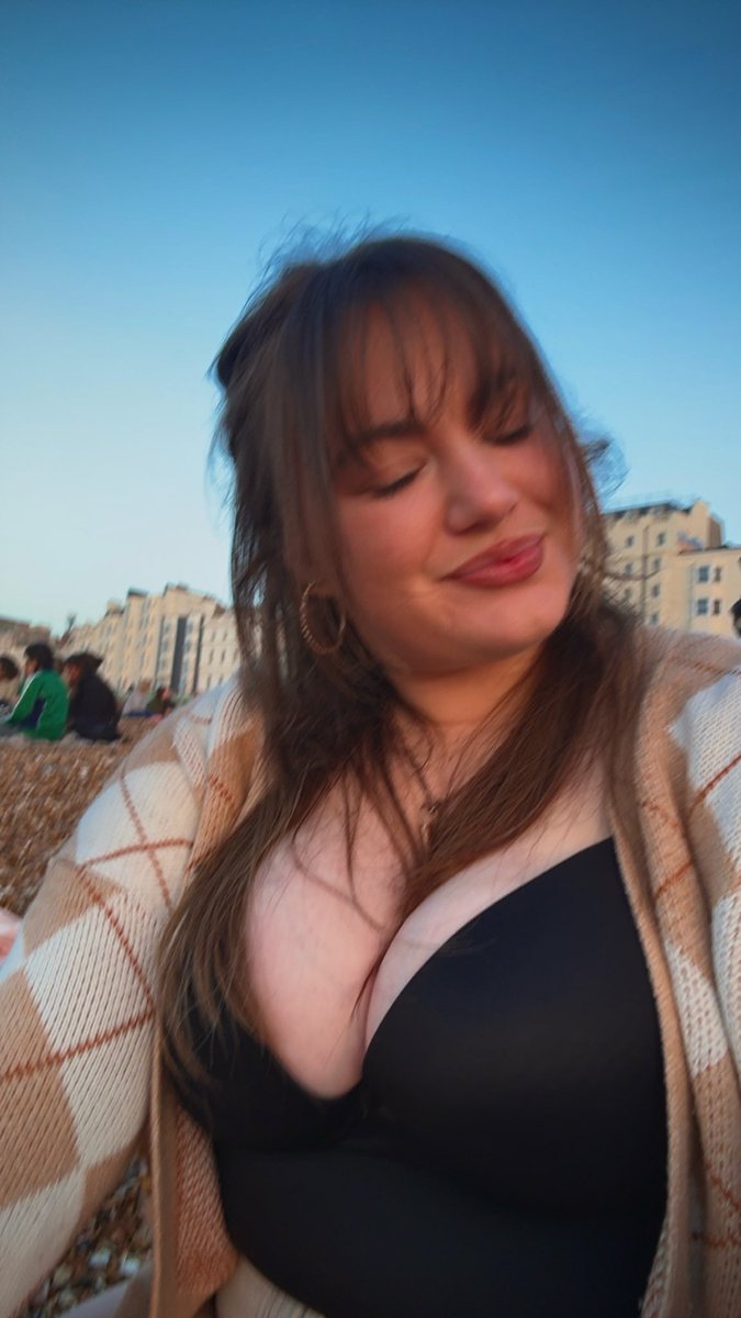 DeviDeception tweet media