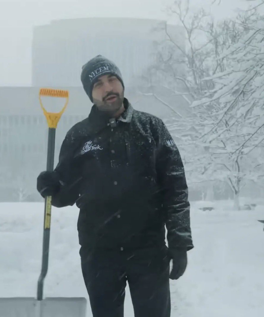 NYC’s Mayor <a href="/NYCMayor/">Mayor Zohran Kwame Mamdani</a> Mamdani just called a vicious assault on our NYPD officers, where grown ass adults slammed ice chunks &amp; rocks into their heads &amp; faces and sending TWO to the hospital with lacerations “just a snowball fight” like it’s kids playing in the park.

This clown