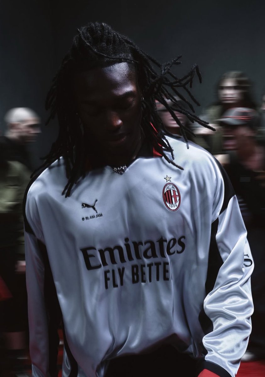 theMilanZone_'s tweet photo. 🔥 @acmilan x #SlamJam https://t.co/TGkCcZtUH5