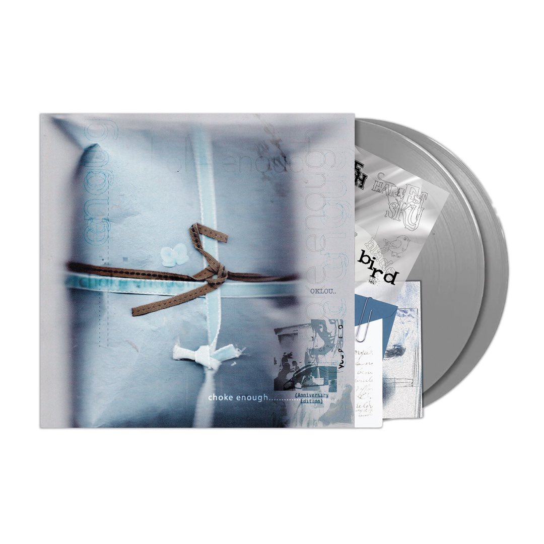 infooklou's tweet image. choke enough anniversary edition vinyl preorder now!! More info 👇

INCLUDES:

– Double LP silver vinyl (choke enough + deluxe + remixes)
– Double-sided poster
– Sticker sheet
– Lenticular card
– Personal note from Marylou
– &amp;amp; more