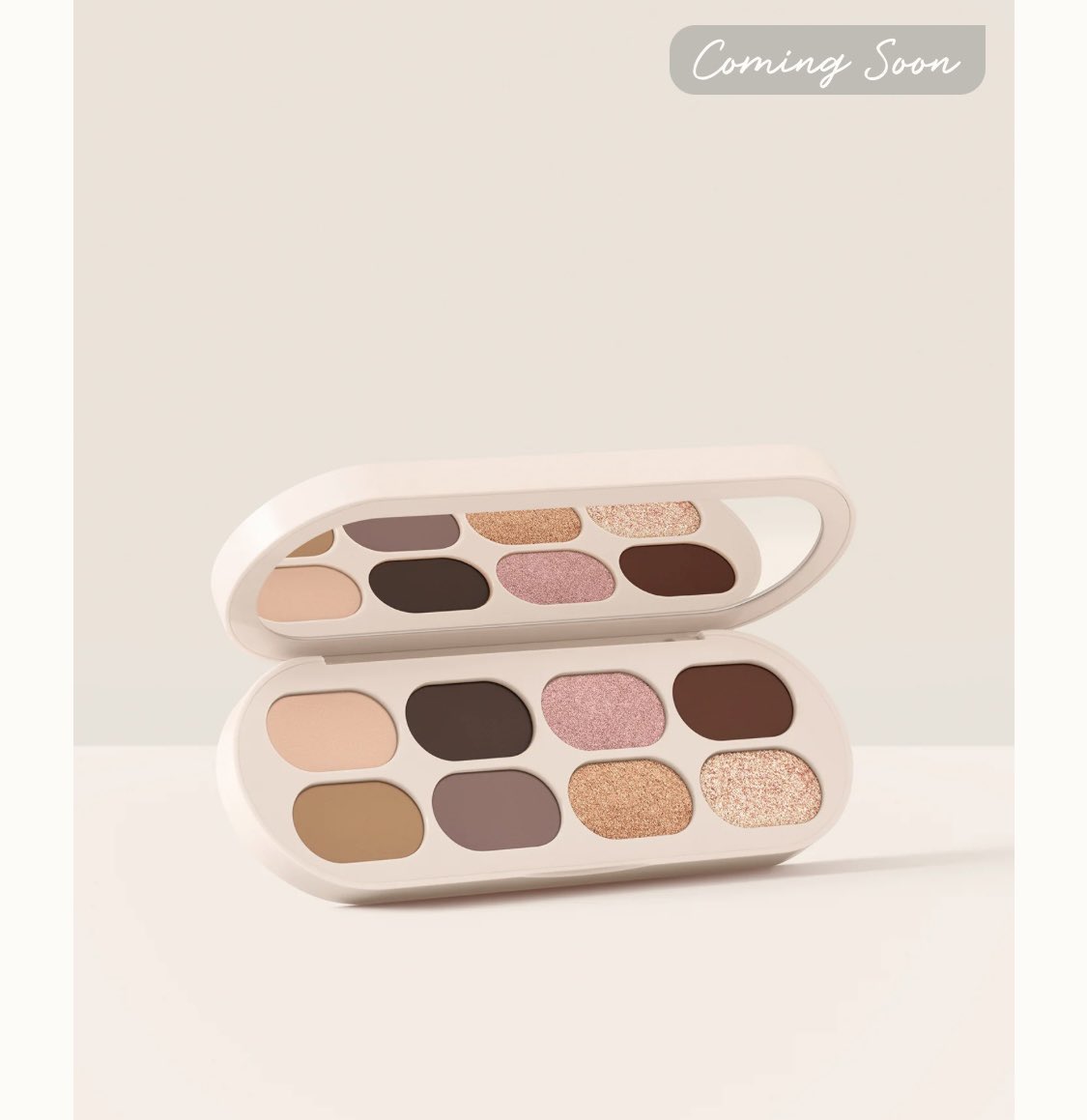 camilaxselg's tweet photo. This eyeshadow palette is not a want, it’s a NEED😍😍😍 @rarebeauty @SelenaFanClub https://t.co/Hcpo1jzqbE