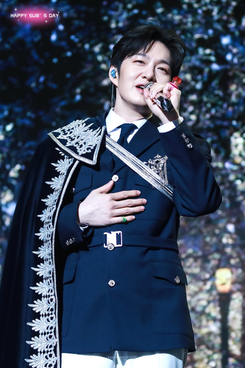 Lovesome_CS226's tweet photo. 섭아 생일축하해💖🎂

맛있는 거 많이 먹고 누구보다 행복한 하루가 되길 바래 💌

#HAPPYLEECHANGSUBDAY #이창섭 
#네번의_계절을_지나_돌아온_창섭DAY https://t.co/0syiOMlayD