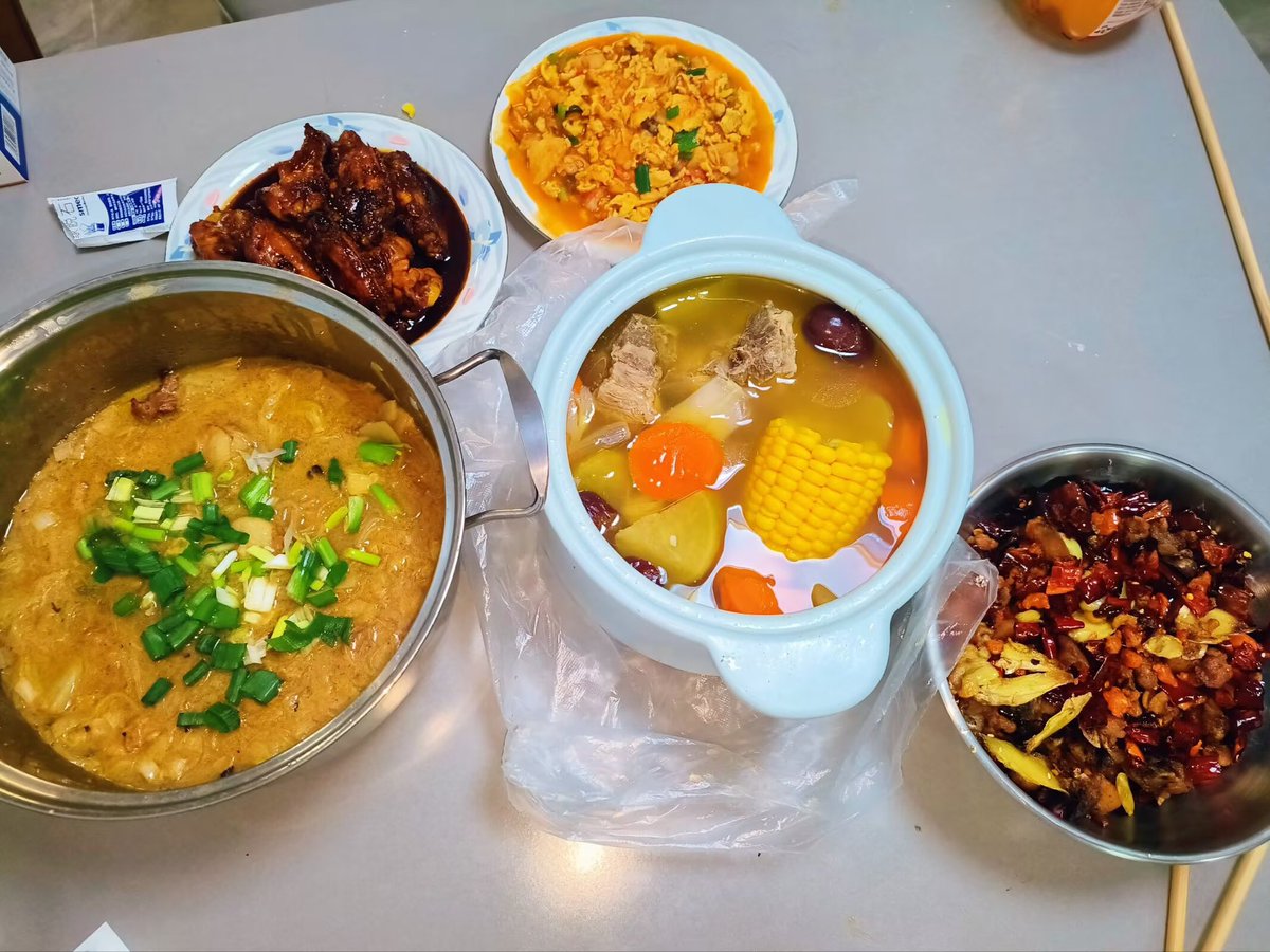 索拉里斯最强妈妈 tweet media