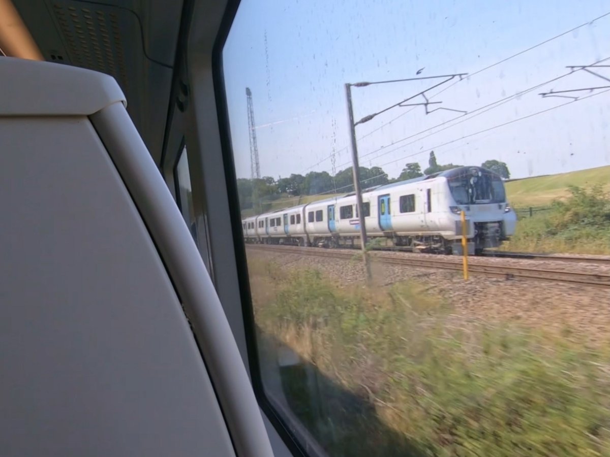 Superalbs tweet media