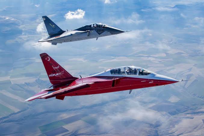 HAVELSAN Genel Müdürü Mehmet Akif Nacar:

İspanya'ya yapılan HÜRJET İhracatıyla beraber, Airbus'a da bunların eğitimiyle ilgili simülatör satacağız. 

Geçmişin tersine döndük. Yabancı platformların yazılımlarını, veri paketlerini dışarıdan alırken, ihraç eder duruma geldik.