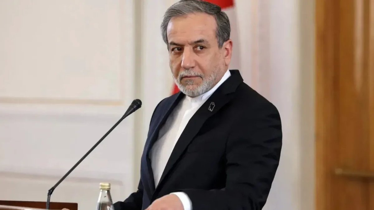 🔴 وزير الخارجية الإيراني أراكجي:

هناك جهة واحدة فقط تسعى للحرب في هذه المنطقة، وهي إسرائيل.

تحاول إسرائيل جرّ الولايات المتحدة إلى حرب مع إيران. لا تستطيع فعل ذلك بمفردها. لقد حاولت وفشلت، لذا طلبت المساعدة من الولايات المتحدة.