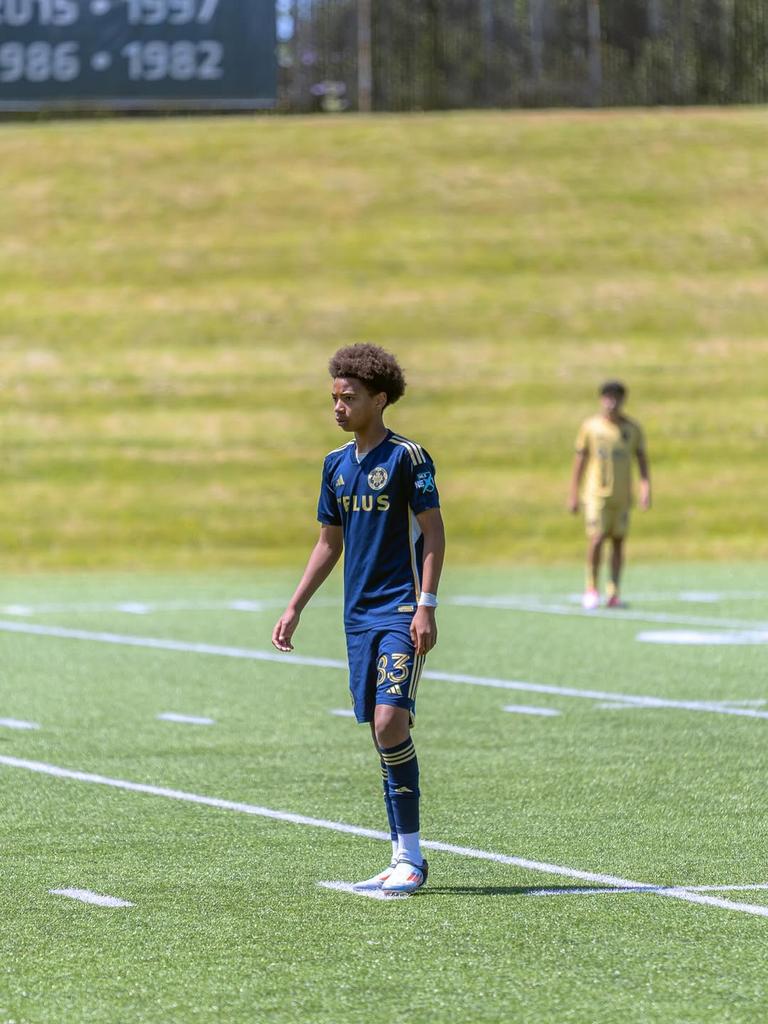 GhanaianPlayers's tweet photo. 16-year-old midfield talent Jamil Abubakar π¬ππ¨π¦ has joined the Black Starlets camp ahead of the U-17 AFCON.
The Canadian-born CM/AM currently with Le Havre AC is a technical, trickful midfielder who thrives in tight spaces & loves to glide past defenders.
https://t.co/LG8vWCXv2Y https://t.co/gLvdc6PaXJ
