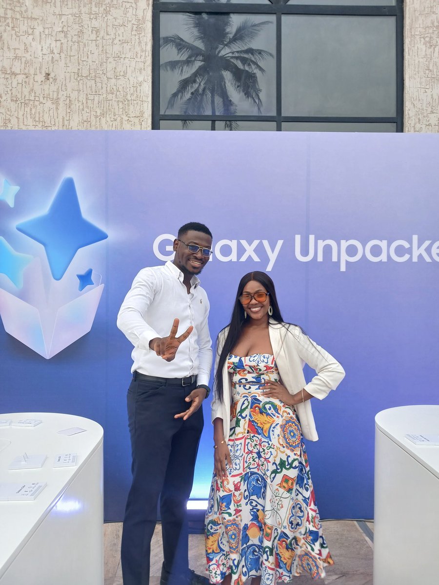 Samsung_Ghana's tweet photo. #GalaxyAI is here, so are they! We're unpacking the new Galaxy with @delppy1_ @fynnba_ #GalaxyUnpacked #SamsungGH https://t.co/4bC3rA5R6O
