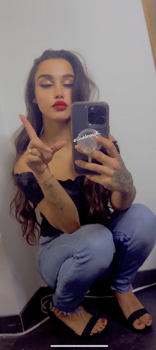 Goddess24K_'s tweet photo. Prove you deserve my attention. https://t.co/AY5y6eQ18T
