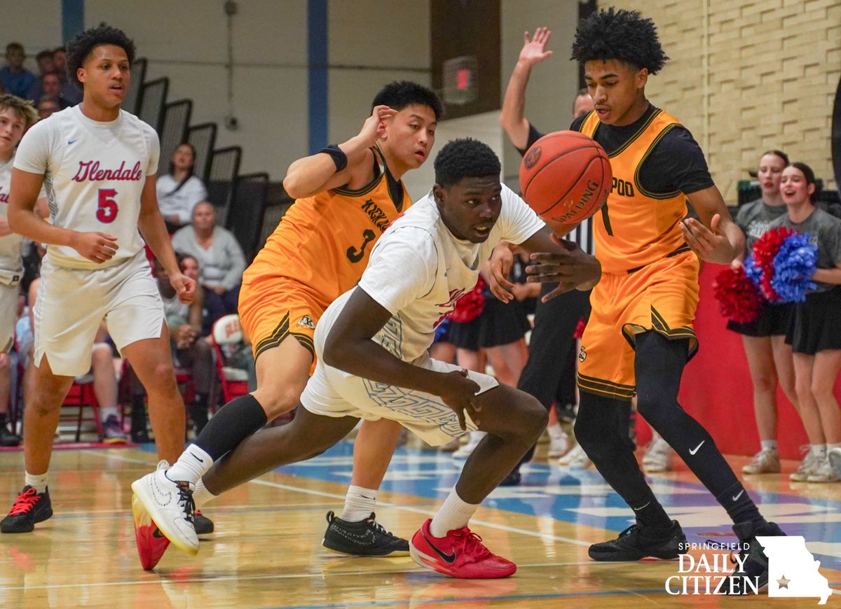 The Kickapoo-Glendale rivalry provided another thrilling atmosphere last night. Here’s how.

Read it: sgfcitizen.org/springfield-sp…