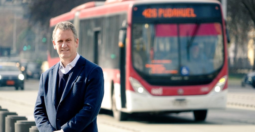 Saluden a este padre que se nos va