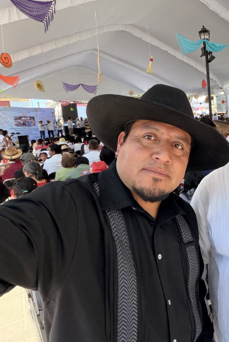 xkaldob's tweet photo. Compartir lo que se aprende desde nacimiento. https://t.co/DkPcgeCOqv