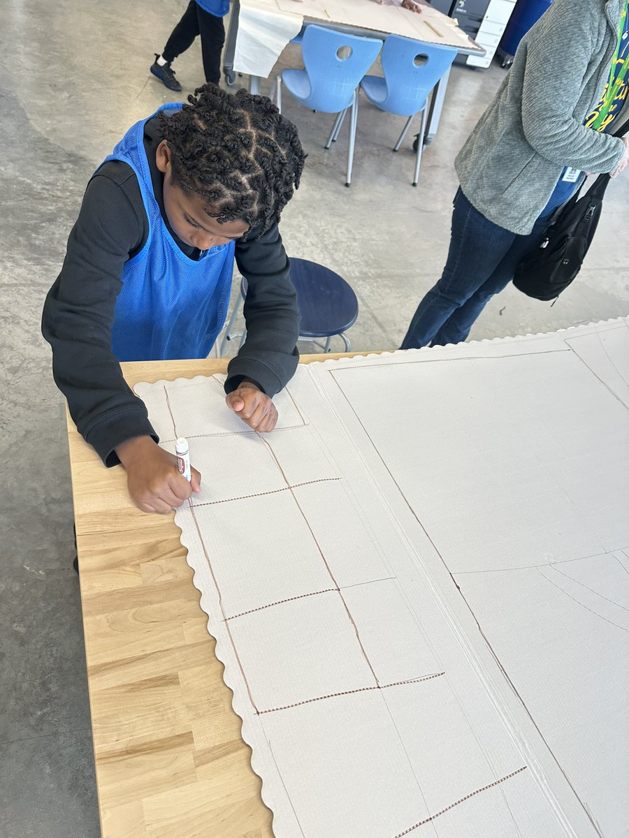 Topping 5th graders at the Future Ready Lab Day 2! <a href="/ToppingBulldogs/">Topping Elementary</a> <a href="/NKCSchools/">NKC Schools</a>