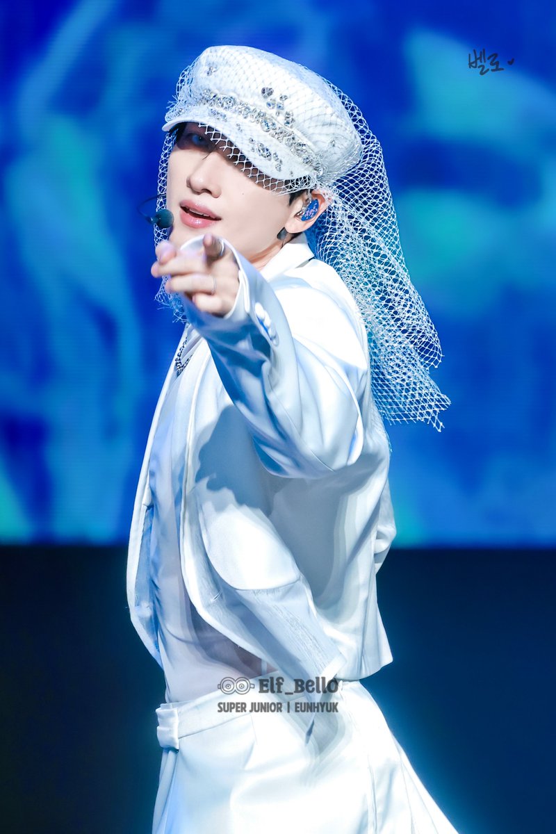 bello 💙 | 벨로 tweet media