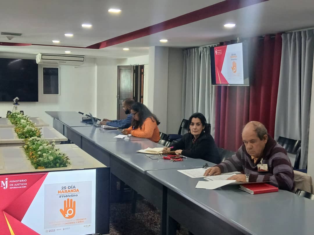 Minjus_Cuba's tweet photo. 🌿🇨🇺| Fue un espacio de excelente debate y propuestas objetivas, por lo que seguimos trabajando con dedicación por un #Minjus cada vez más fuerte, eficiente y comprometido con la Patria 💪🇨🇺
#MinjusConTodos https://t.co/zPD9GPOBfX