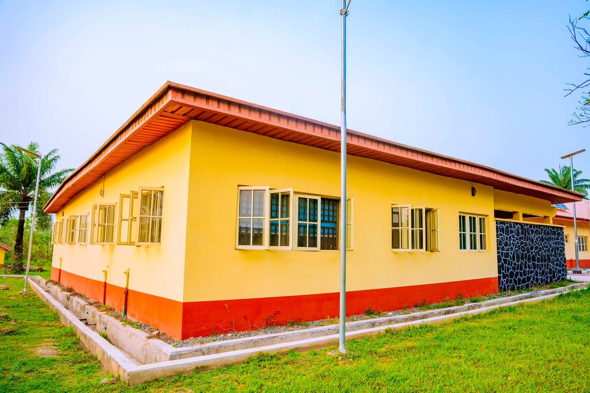 EkitiArshavin's tweet photo. The Ijan General Hospital has strengthened healthcare delivery in the community and improved access to better medical services for our people.
Our commitment remains clear to continue improving healthcare facilities and making quality care accessible across Ekiti State.
#VoteBAO https://t.co/iyDJgCHWdt