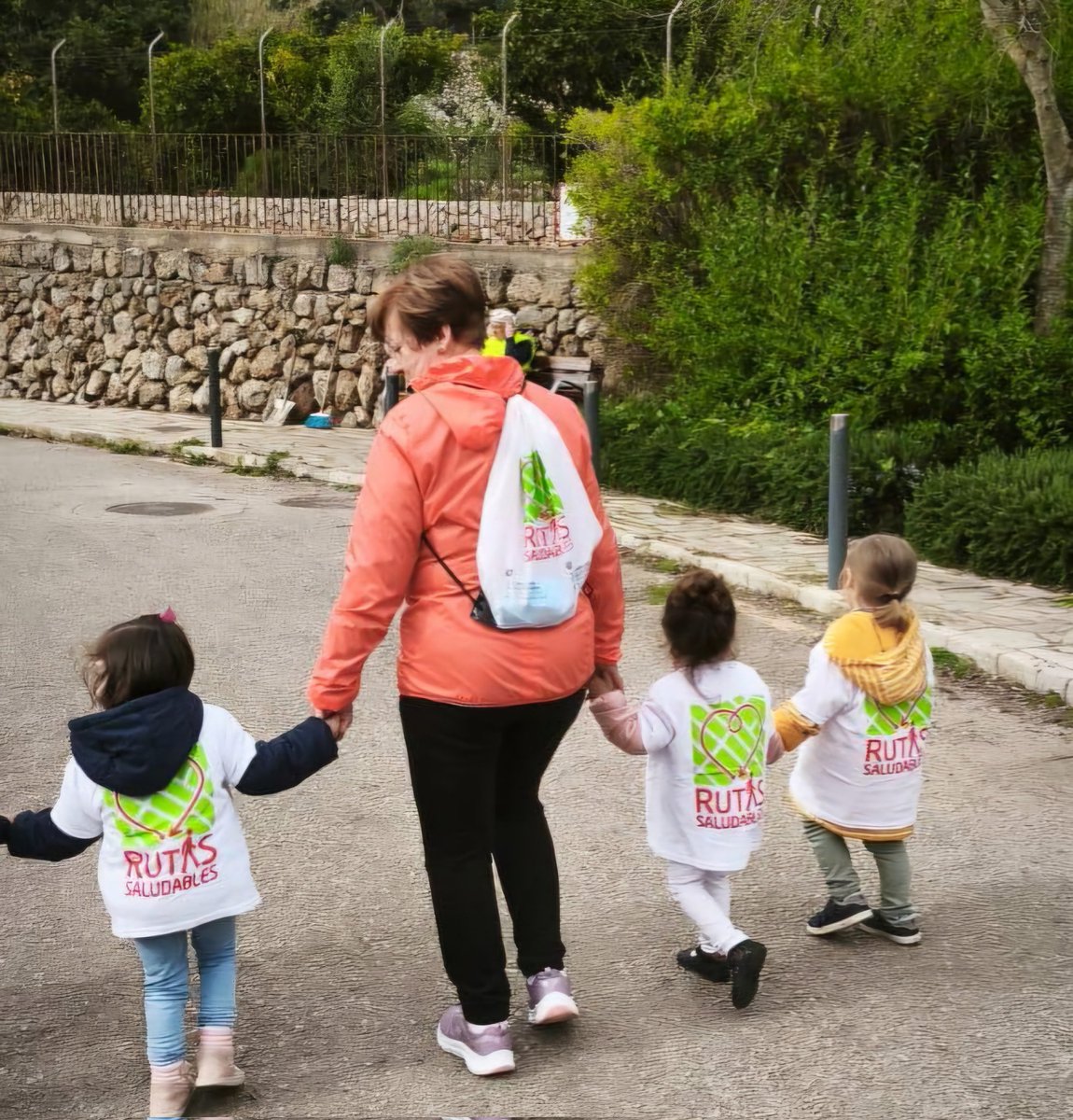 SalutGOIB's tweet photo. 🚶‍♀️ Salut organitza la IX edició de la Ruta de les rutes saludables, amb motiu del Dia de les Illes Balears

📢 Formentera s'hi suma per primera vegada

👉 L'objectiu és fomentar una vida activa i millorar el benestar físic i emocional dels participants

🔗 https://t.co/3QV9lFxbV7 https://t.co/THmxtmy1Tm