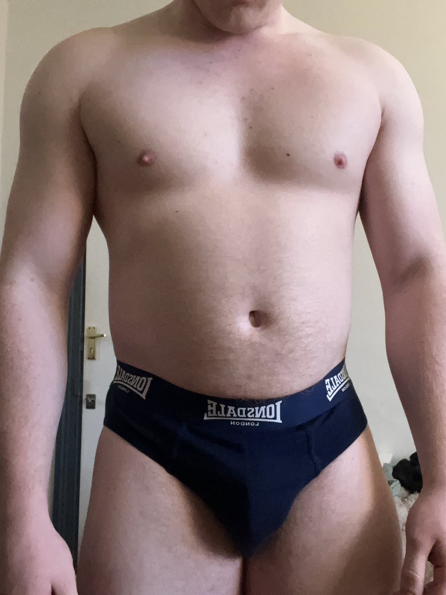 bulking boy tweet media