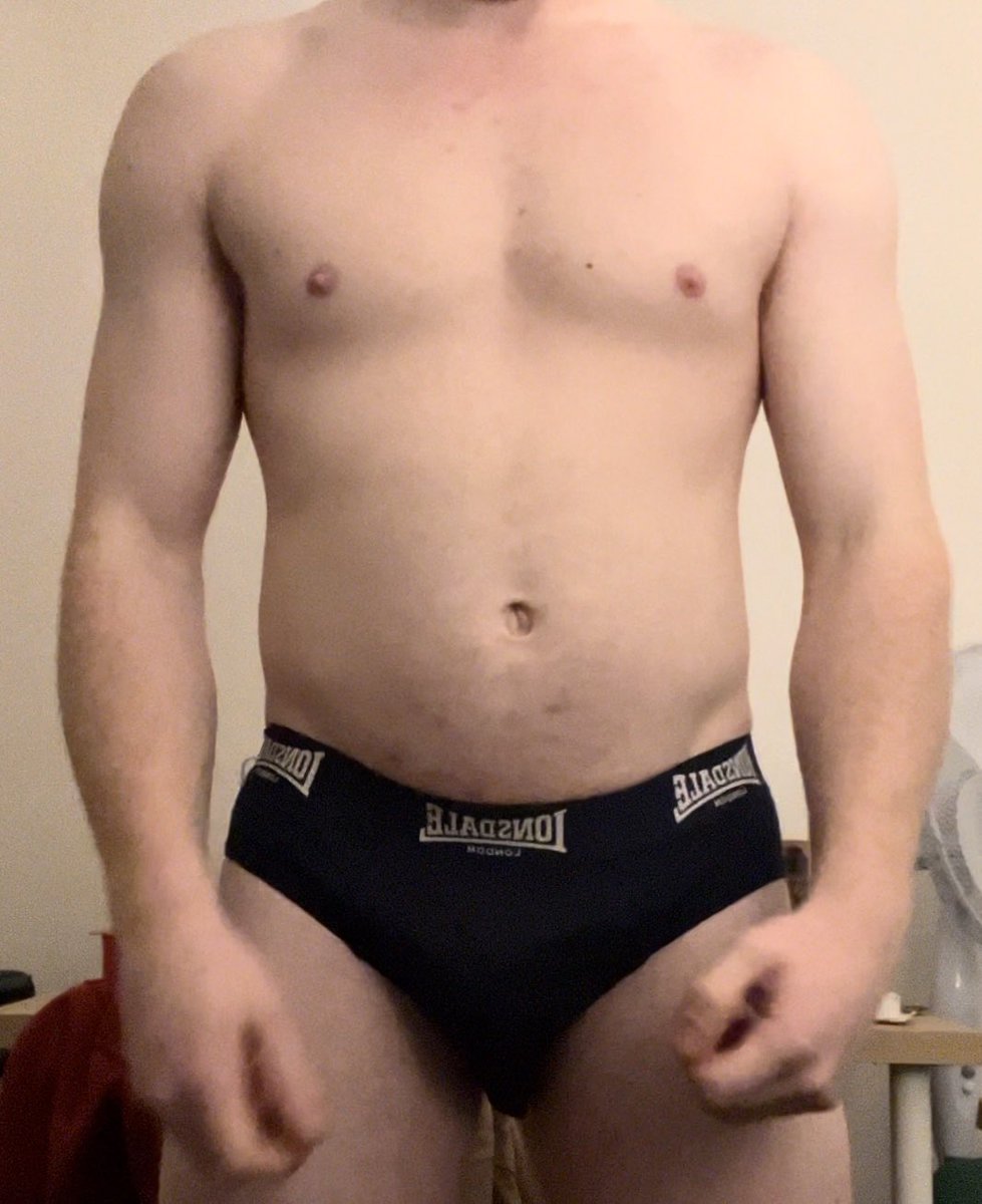 bulking boy tweet media