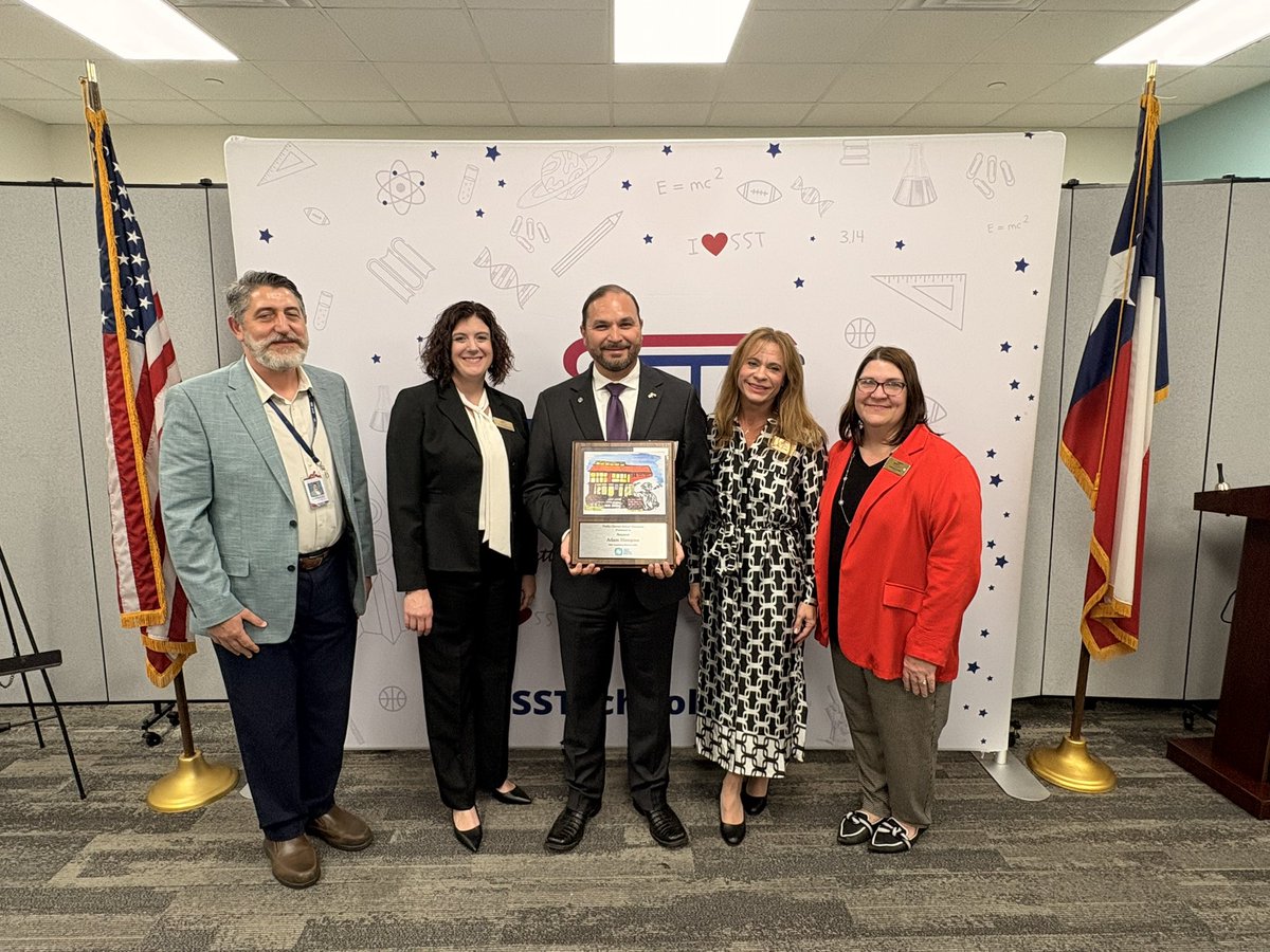 ElectAHinojosa's tweet photo. I am truly grateful to the Texas Public Charter Schools Association for naming me Public Charter School Champion of the 89th Legislature! This recognition means a great deal because it reflects the hard work of parents, educators, and students across our state who are fighting for excellence and expanded opportunity in education.

Public charter schools are opening doors and changing lives every single day, and I am proud to stand alongside the families who believe every child deserves access to a high quality education that meets their unique needs. Thank you for this incredible honor and for the work you do to strengthen the future of Texas!