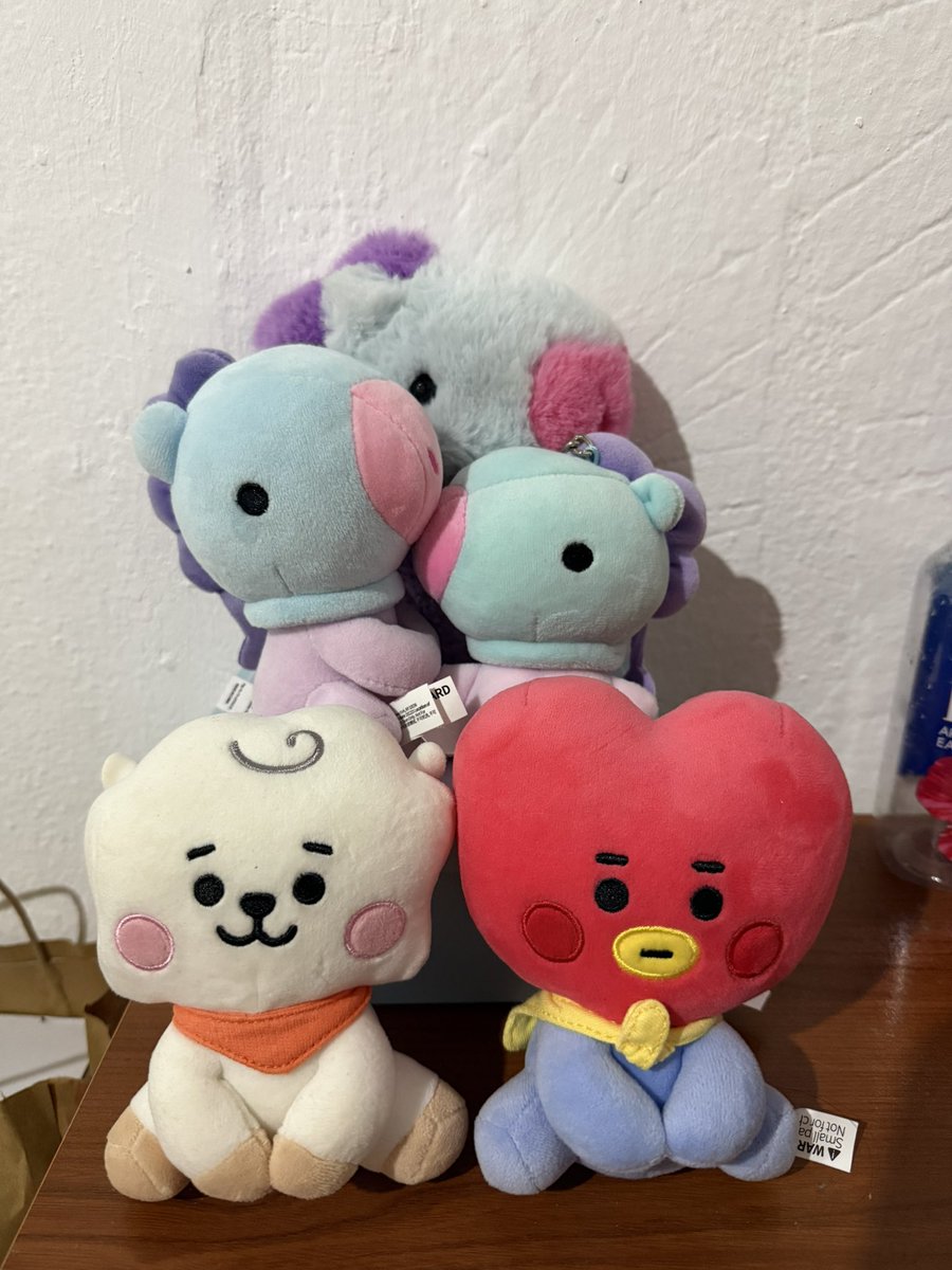 🐝Gençler ve kendini genç hissedenler bu bir çekiliş postudur.
🐝Gönderiyi beğenmeniz ve bir arkadaşınızı etiketlemeniz yeterlidir efendim.
🐝Takipçi şartı yoktur.
🐝Kazananı hafta sonu açıklamaya çalışırım.
🐝Kazanan fotoğrafta gördüğünüz ekibe sahip olacak.
🐝Bol şans