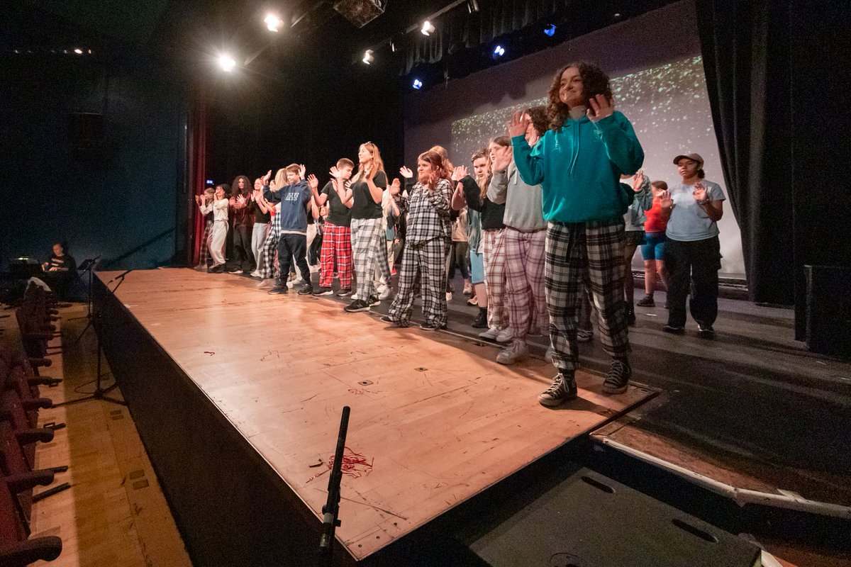 DramaClasses.biz Performing Arts Directory tweet media