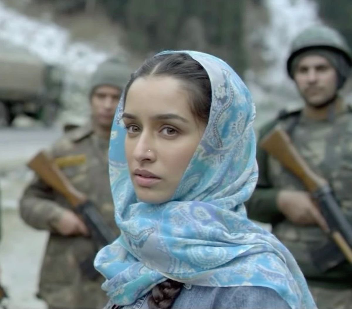 kapoor_shraddhu's tweet photo. Haider gave her space to shine in a Shakespearean tragedy .
16 YEARS OF SHRADDHA KAPOOR https://t.co/b2W1EnM99j
