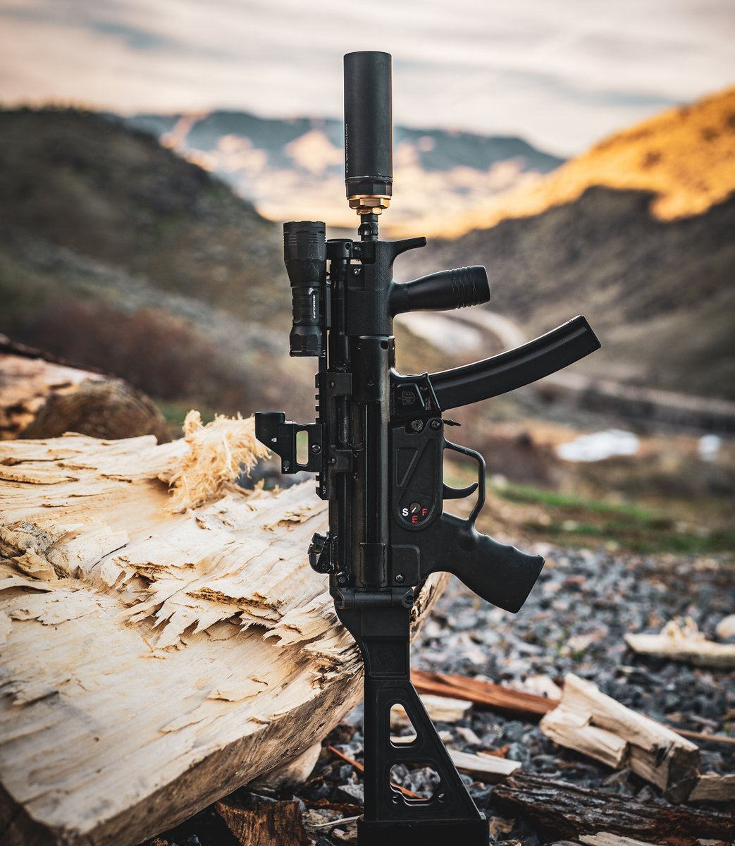 Cyelee Optics tweet media