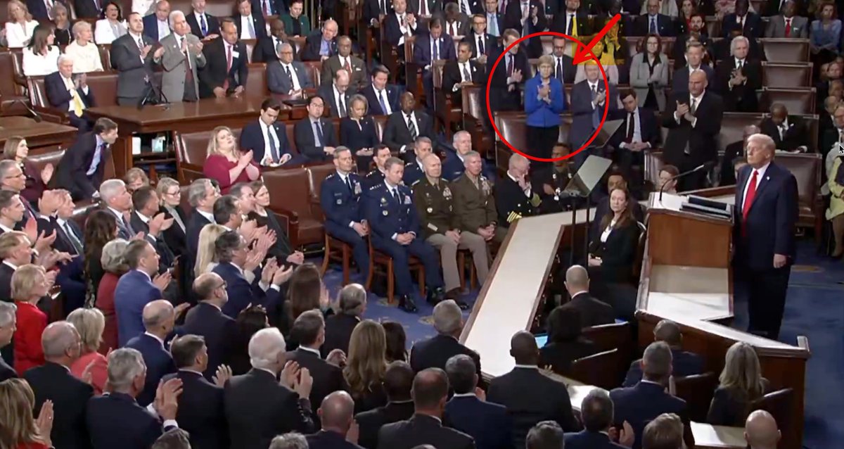 ggreenwald's tweet photo. Elizabeth Warren came onto social media to feed her dumb liberal followers this pleasant-sound cliché about "No war with Iran," then, a couple hours later, gave Trump a standing ovation during the most militant part of his speech about war with Iran. Classic Democrat. https://t.co/FDya6dxThi