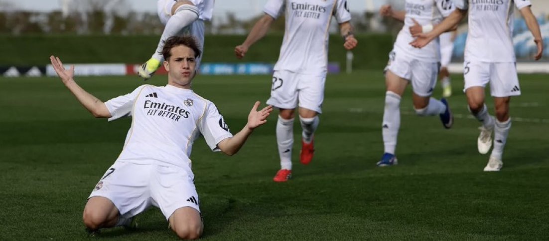 Ce que propose le Real Madrid chez les jeunes c’est bluffant. Pas la 1ère fois que je les commente et à chaque fois la même impression. Une belle leçon de ce qu’est un projet de jeu maitrisé avec et sans ballon, de ce que la prise de risque peut t’apporter comme bénéfices.