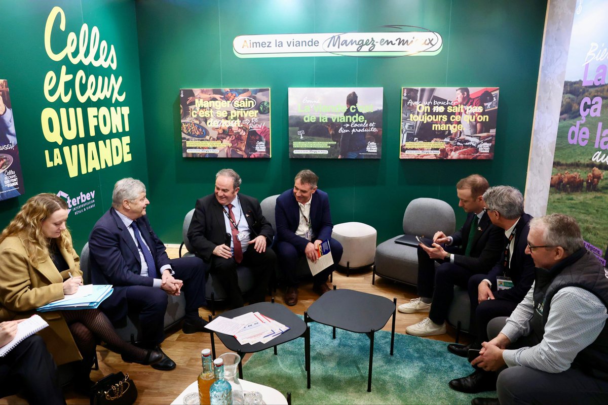 N_Forissier's tweet image. 🐄 La filière bovine fait vivre nos territoires et porte l’excellence française à l’export.

Face à la #DNC, la mobilisation collective et la stratégie vaccinale ont porté leurs fruits : plus aucun cas détecté à ce stade. 

Le travail continue avec les équipes d’@Interbev_FR !