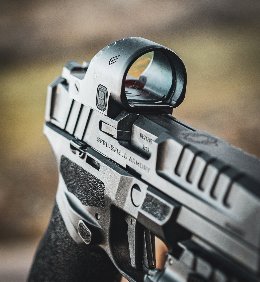 Cyelee Optics tweet media