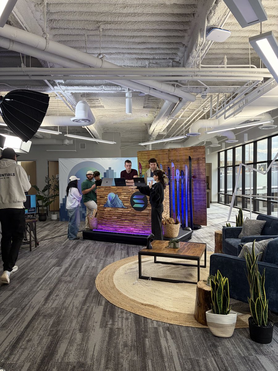 Jacob Coccari tweet media