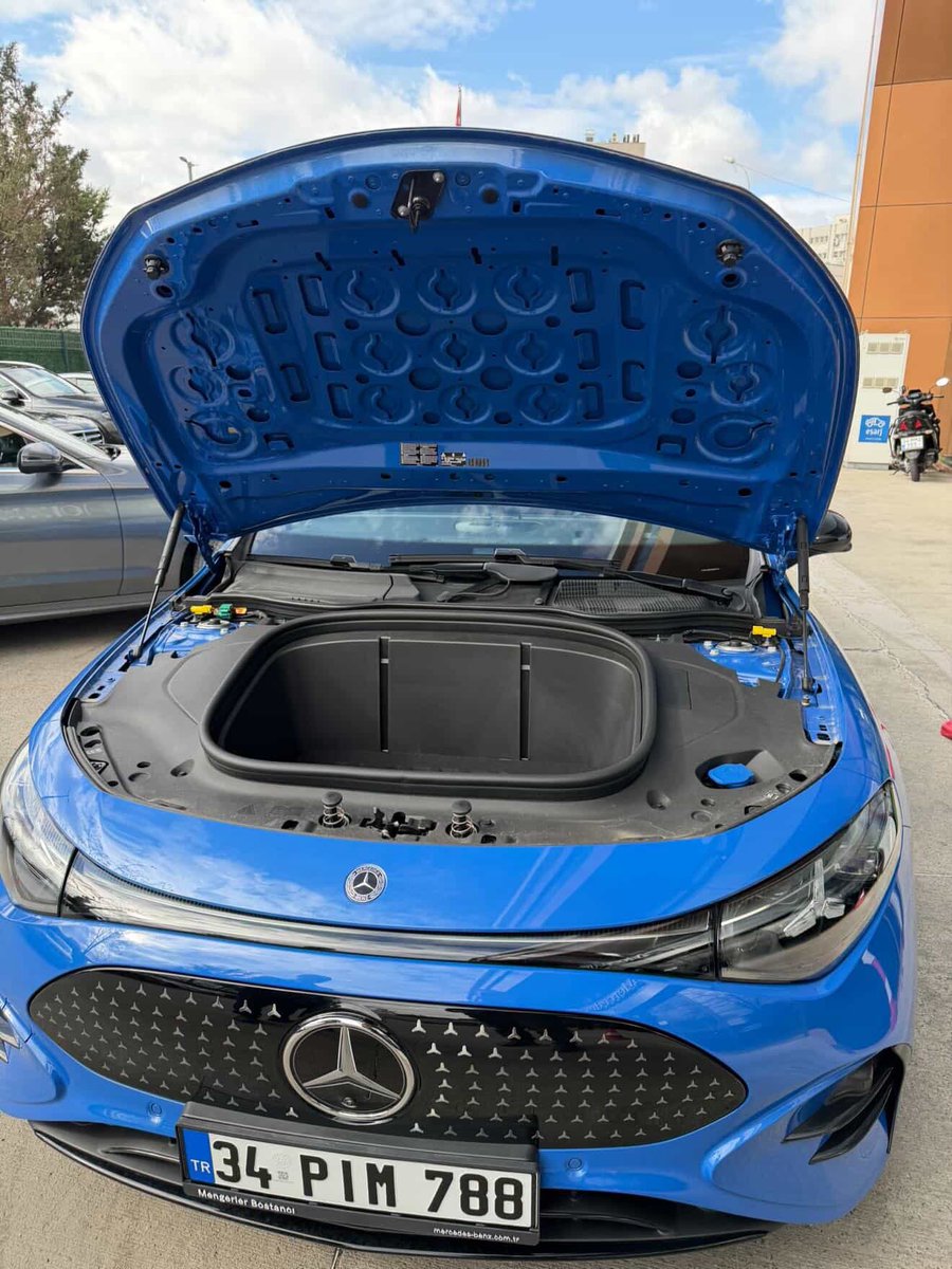 Tesla Maniac tweet media