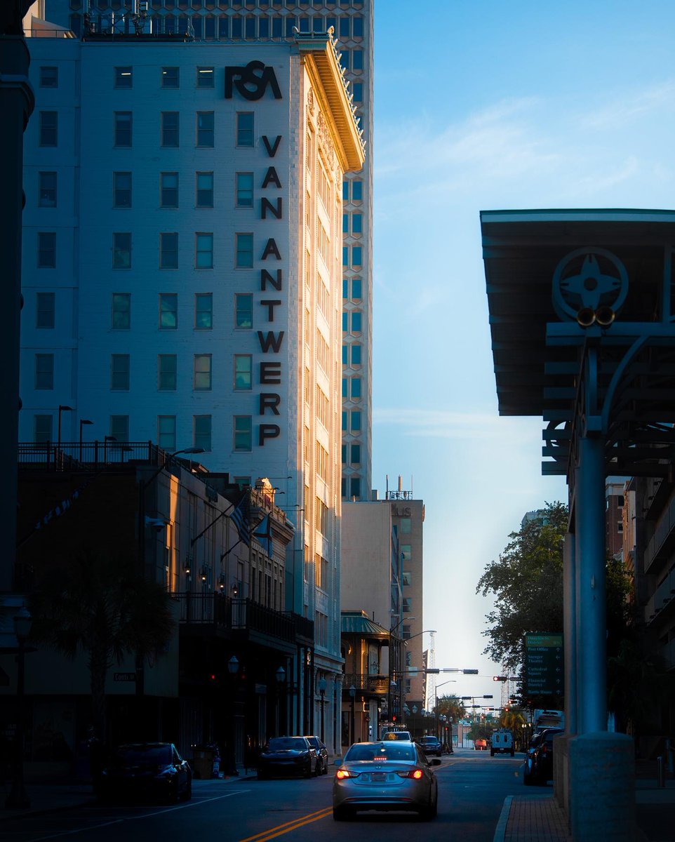 Visit Mobile 🌺 tweet media