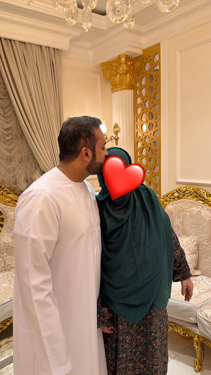 mhmdzss's tweet photo. اللهم احفظ أمي وامهات المسلمين، وبارك في أعمارهن ❤️✨🙏🏻 https://t.co/aZEWvF2ol2