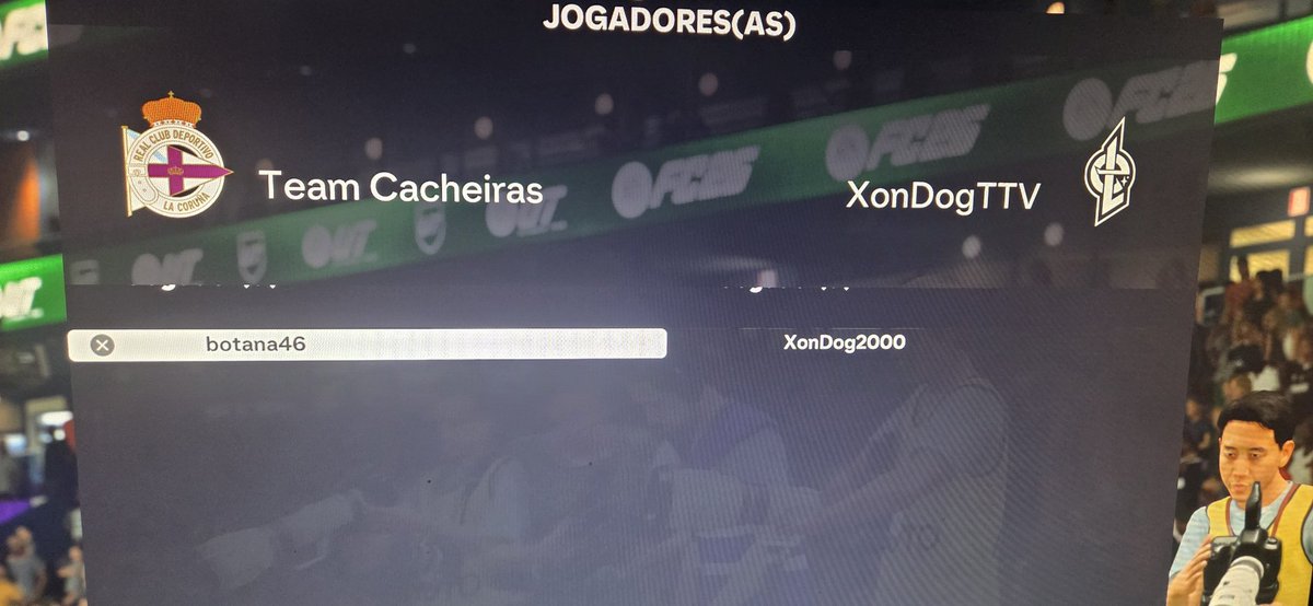 Vejo me num mundo de fifa doentio nunca antes visto onde numa simples TAÇA para ganhar um IBARBO vejo retardados mentais a pagar a "prós" ou "ex prós " para o conseguir o que me da vontade para rir pois percebo o quão doentes sao a ponto de pagar 40 ou 50 ou ate mais para isto...